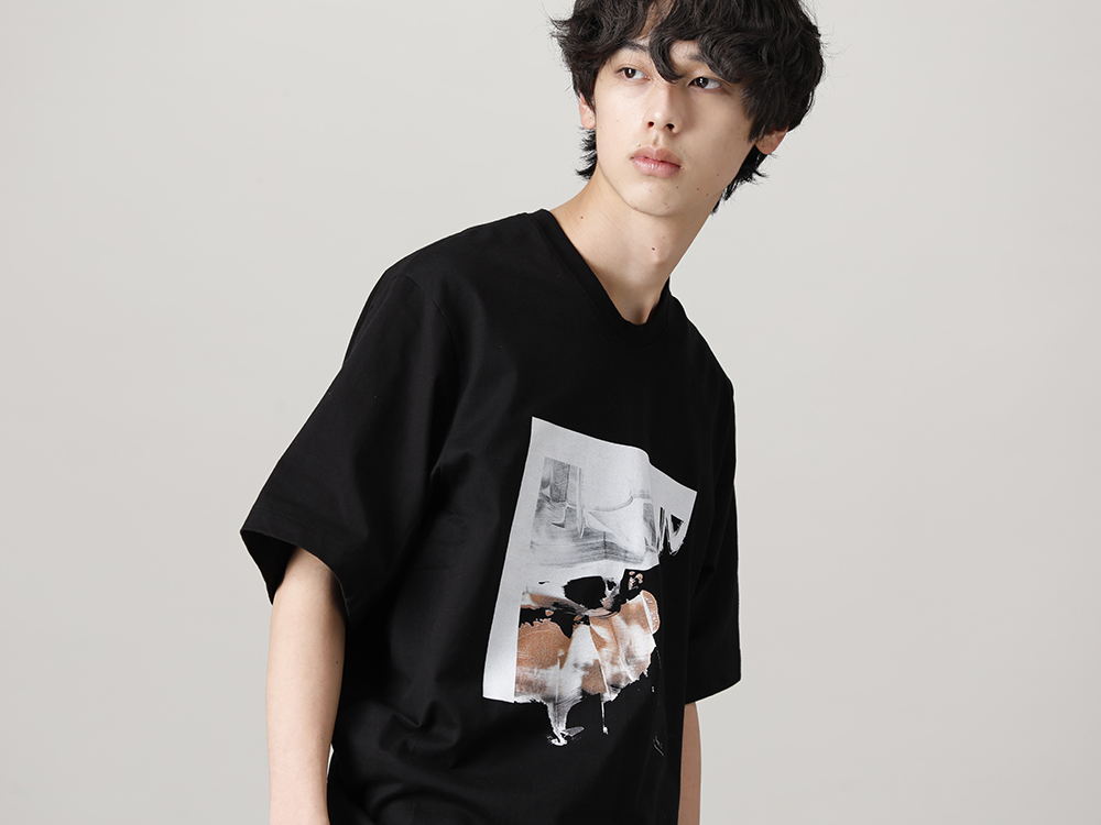 ユリウス 2023PS - JULIUS(ユリウス) 2023PSコレクションよりデリバリーが開始！只今より店頭・通販共に販売スタート！ - 807CPM2-Black(コットンジャージー ドレープ ショートスリーブTシャツ ブラック) - 2-008