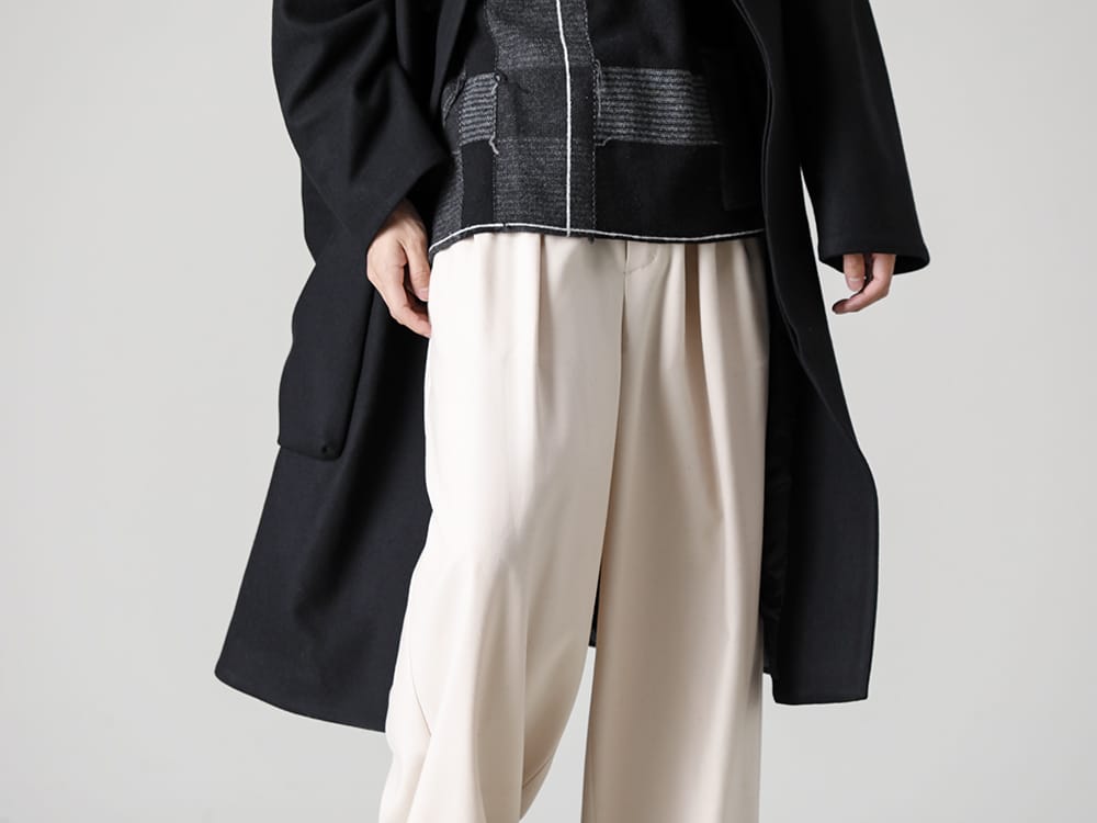 VU - ヴウ 2022-23AW 見出し3 - 　vu-a22-p10 Off white ニー ワイドパンツ - SCV186C016 Black ナイト ラン ライト Black 3-002