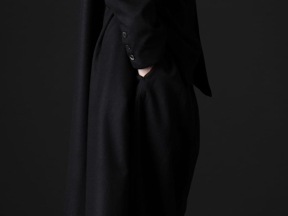 クジャク 2022-23AW - すっきりとした美しいシルエットのパンツ - KJ-22AW03(シラン パンツ) - 3-005