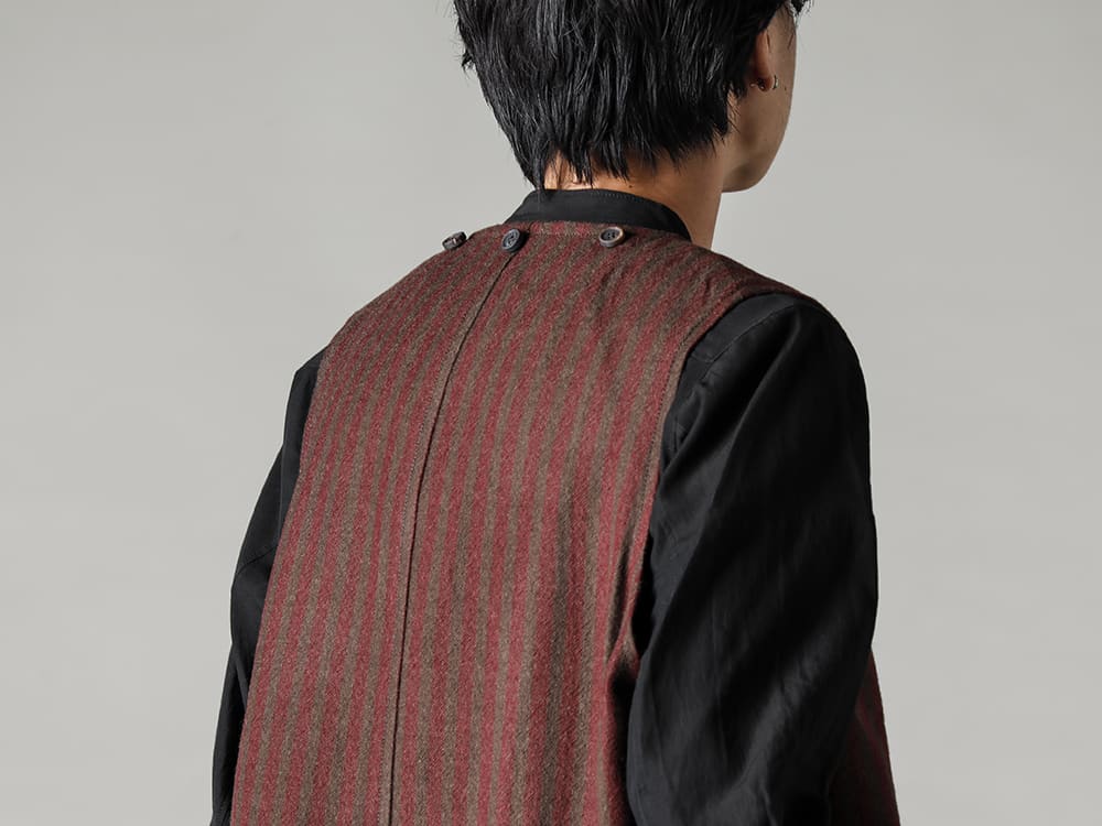 ZIGGY CHEN-ジギーチェン 22-23AW(秋冬) パーツはそれぞれ単体でも着用可能なフルライニング仕様 -  0M2231111-ディタッチャブル インバネス コート - 0M2230709-マンダリンカラー ポケットシャツ 3-008