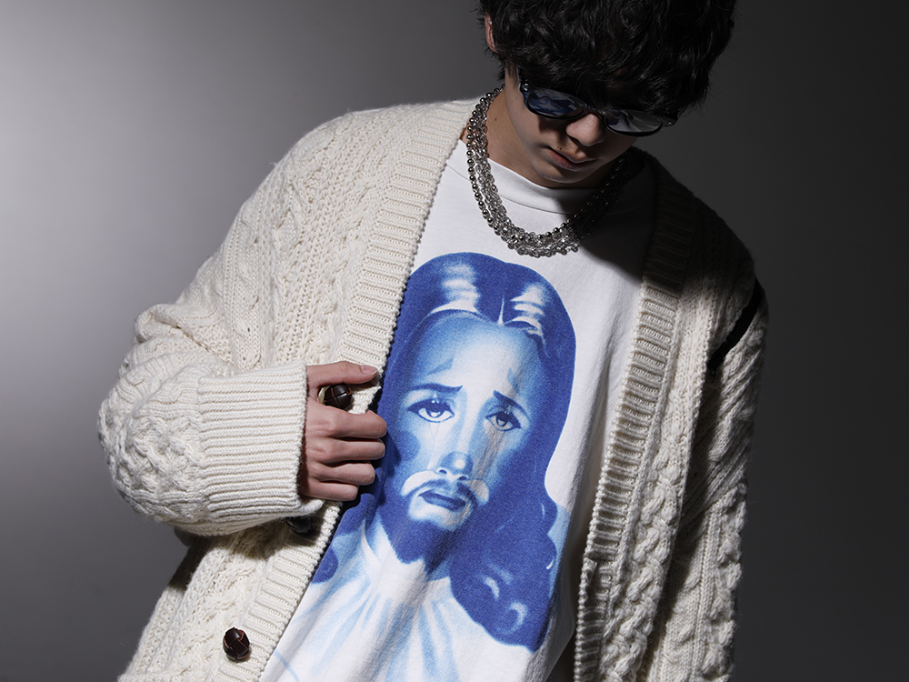 TAKAHIROMIYASHITATheSoloist. / SAINT M×××××× 2022-23AW - Pieces that incorporate each brand's unique style. - sk.0001AW22-White(double zip balloon shaped aran pattern cardigan White) SM-A22-0000-069(BORN X RAISED × ©SAINT M×××××× CLOWN Long sleeve T-shirt White) - 2-004
