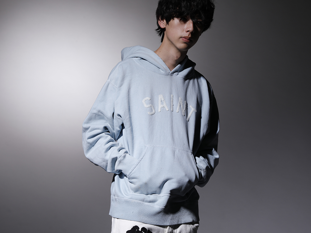 SAINT M×××××× 2022-23AW - A Satin Jacket that can be enjoyed in two ways: in black, or in bright green and pink. - SM-A22-0000-022(HOLY RELICS FELT Hoodie) - 2-012