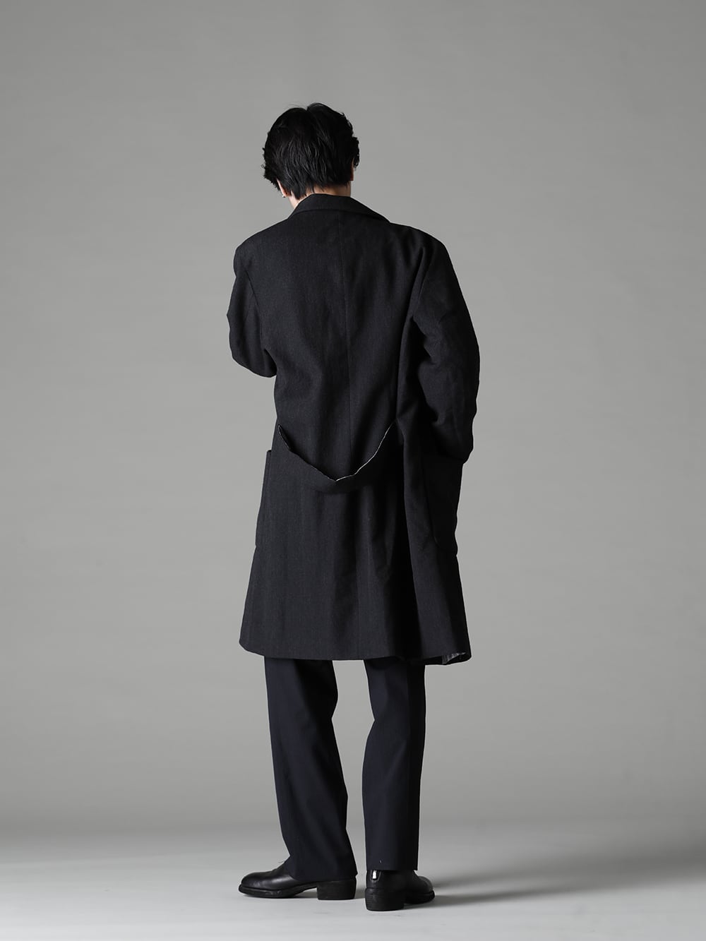 Bergfabel22-23AW：ワーカーコートスタイル - FASCINATE BLOG