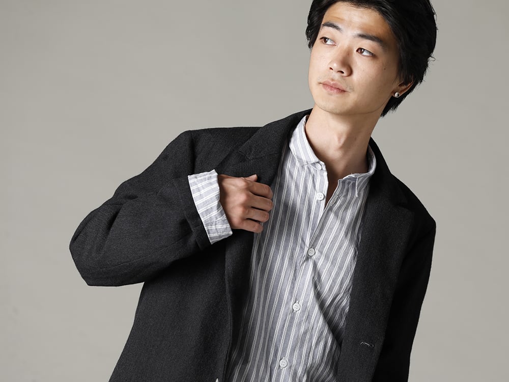 Bergfabel 22-23AW Timeless and established design - C109-164 Worker Coat - Sh112-A70 Tyrol Shirt 3-001