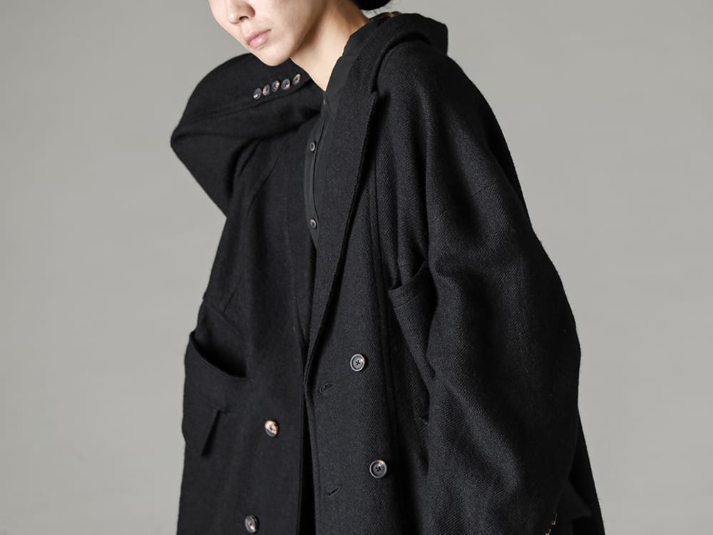 ZIGGY CHEN 22-23AW Shaped shirtrobe with a completely different look in the front and back  - 0M2231122-Double-breasted oversize coat - 0M2230719-Bi-Colour Front slit shirt dressing gown 2-003