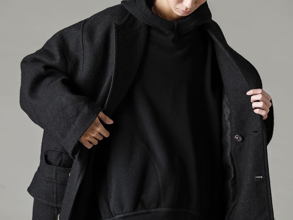 ZIGGY CHEN-ジギーチェン シーズン 見た目だけでは無く、着心地もリラックス感あふれる中間インナー  - 0M2231122-ダブルブレスト オーバーサイズコート - O14SW2-Black-吊り網フーデットスウェット ブラック 2-004