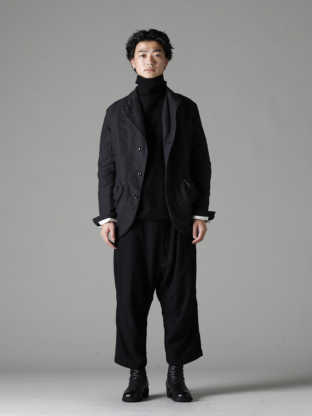 GARMENT REPRODUCTION OF WORKERS(ガーメント リプロダクション オブ ワーカース) 22-23AW(秋冬) クロップドボトムスで簡単に洒落た雰囲気に  - Vincent-Jacket-Washi-Black ビンセント ジャケット 和紙 ブラック - TTC-swcm-blk コットンボトルネック ブラック - Arthur-Pants-Wool-Black アーサー パンツ ウール ブラック - 788Z_H バックジップブーツ ダブルソール - ホース フルグレイン レザー 2-005