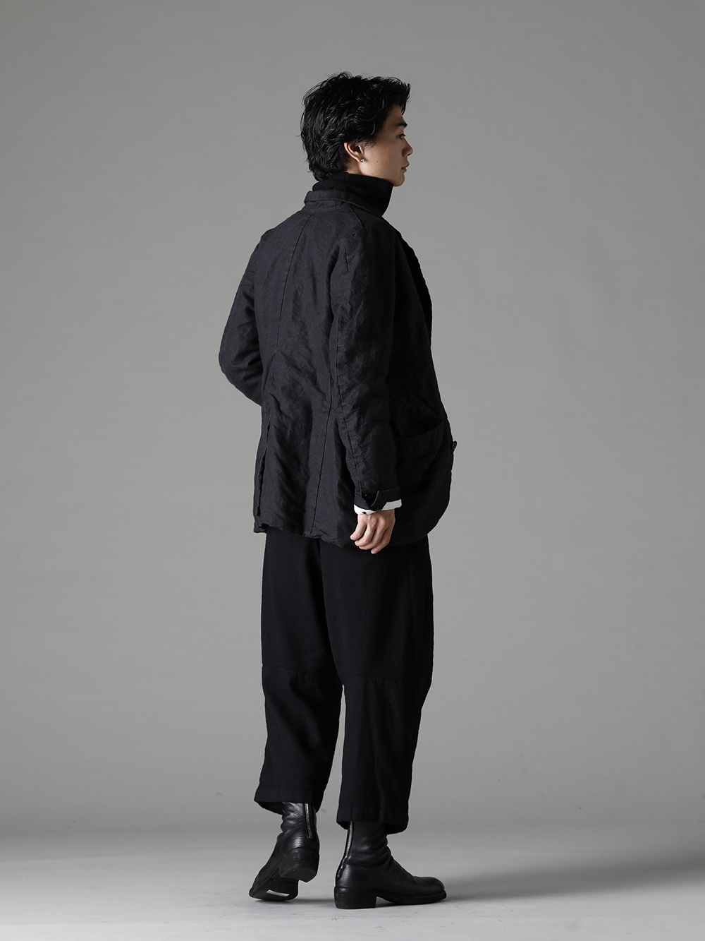 GARMENT REPRODUCTION OF WORKERS(ガーメント リプロダクション オブ ワーカース) 22-23AW(秋冬) クロップドボトムスで簡単に洒落た雰囲気に  - Vincent-Jacket-Washi-Black ビンセント ジャケット 和紙 ブラック - TTC-swcm-blk コットンボトルネック ブラック - Arthur-Pants-Wool-Black アーサー パンツ ウール ブラック - 788Z_H バックジップブーツ ダブルソール - ホース フルグレイン レザー 2-005