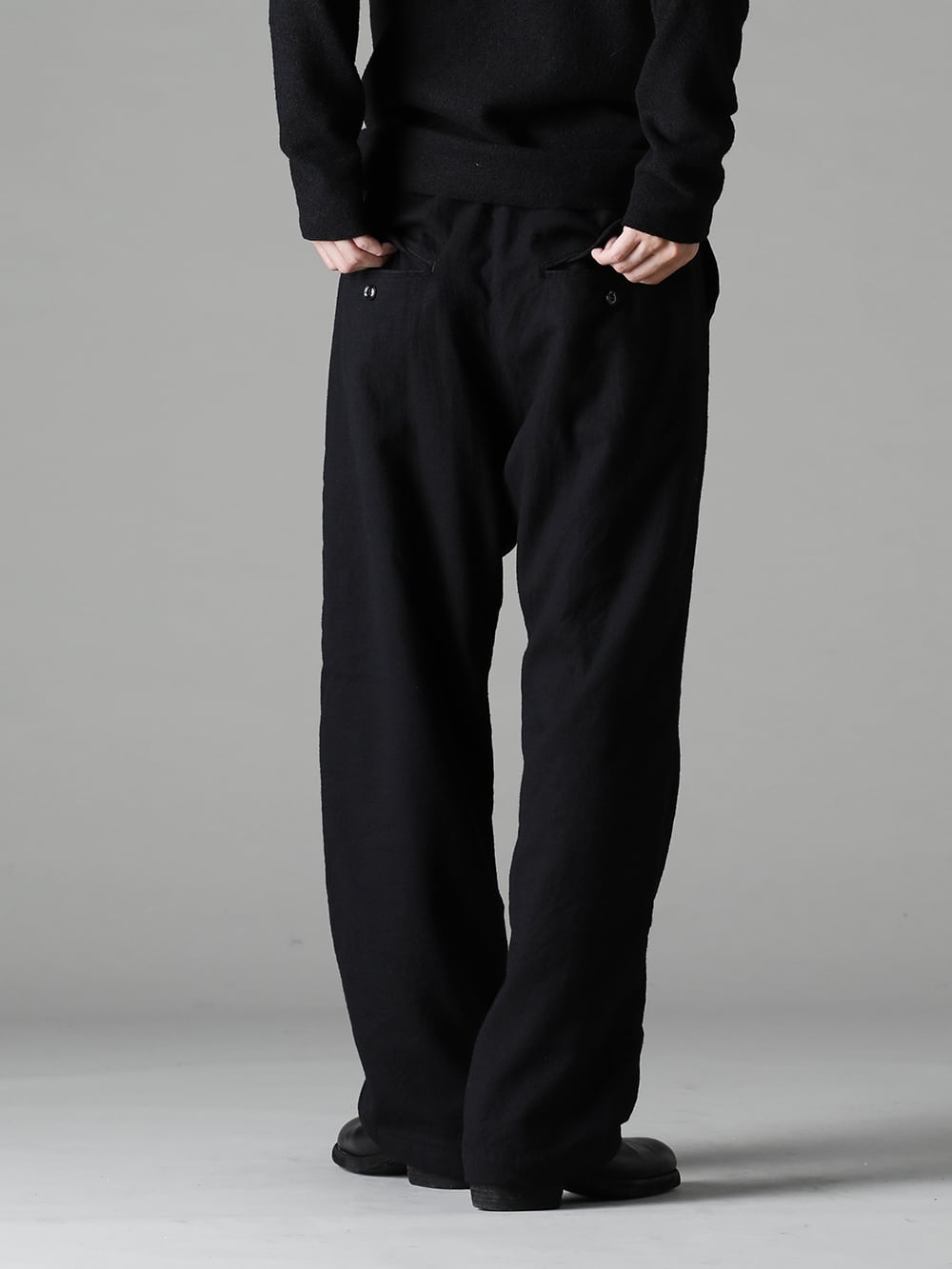 GARMENT REPRODUCTION OF WORKERS 22-23AW   The classic item as a base for everyday fashion. - TTW-wn Wool Bottle Neck Knit Black - Farmers-Trousers-Wool-Black Farmers Trousers Wool Black - 788Z_H Back Zip Boots Double Sole - Horse Full Grain Leather 1-002