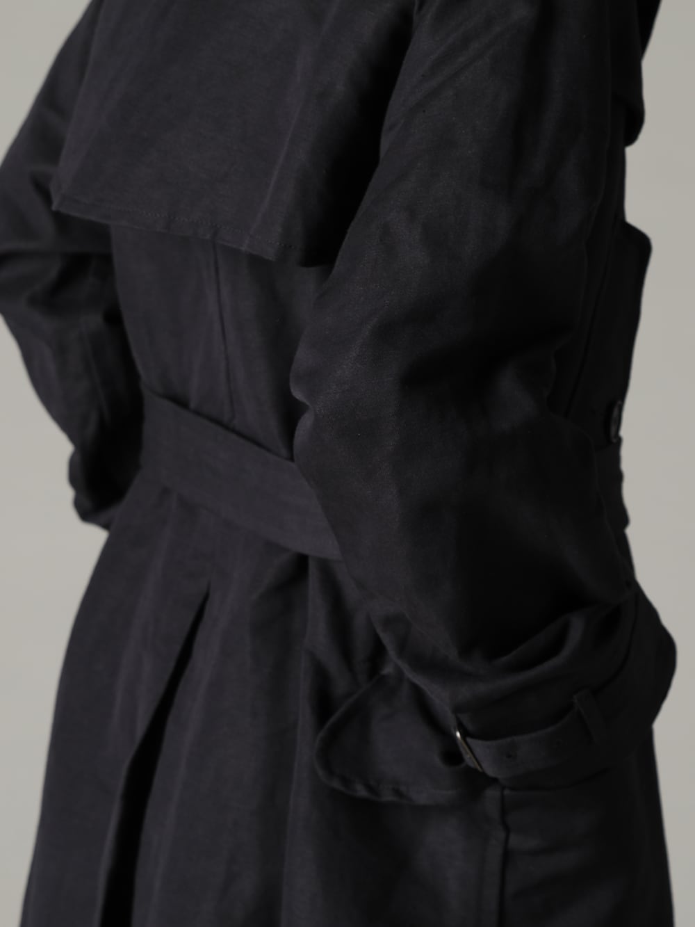 KLASICA(クラシカ) 22-23AW(秋冬) トレンチの機能的なディテールを忠実に再現  - 22C-59TRCGRANADO-Black モーターサイクリスト トレンチ コート ブラック 2-003