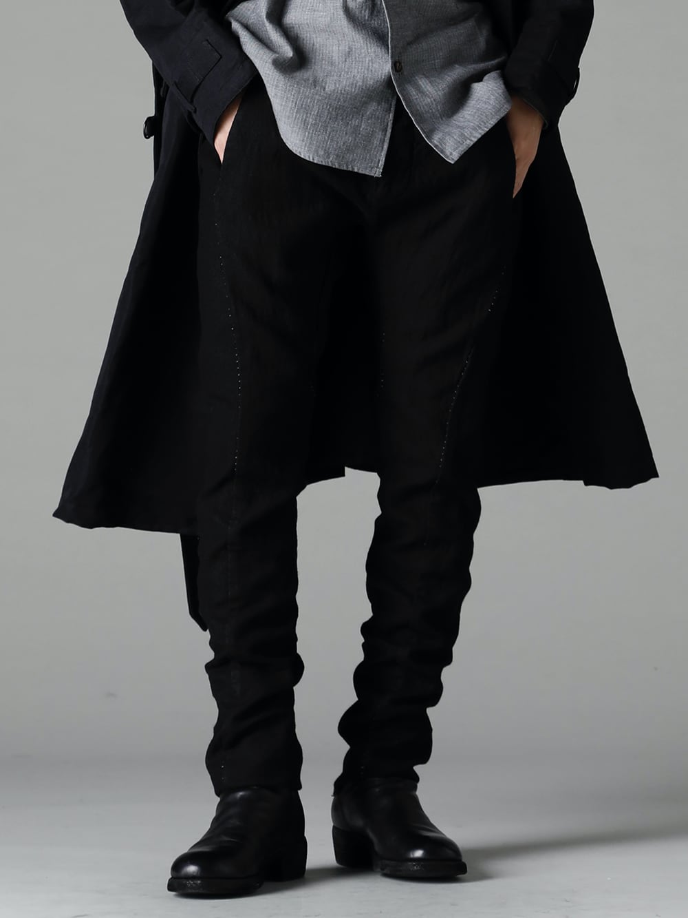 KLASICA(クラシカ) 22-23AW(秋冬) クラシックでありながら少しハードで男臭さもプラス - center-seam-shrit-Herringbone セルビッチ シャツ グレー ヘリンボーン - M2923 スリムパンツ - 788Z_H バックジップブーツ ダブルソール - ホース フルグレイン レザー 3-001