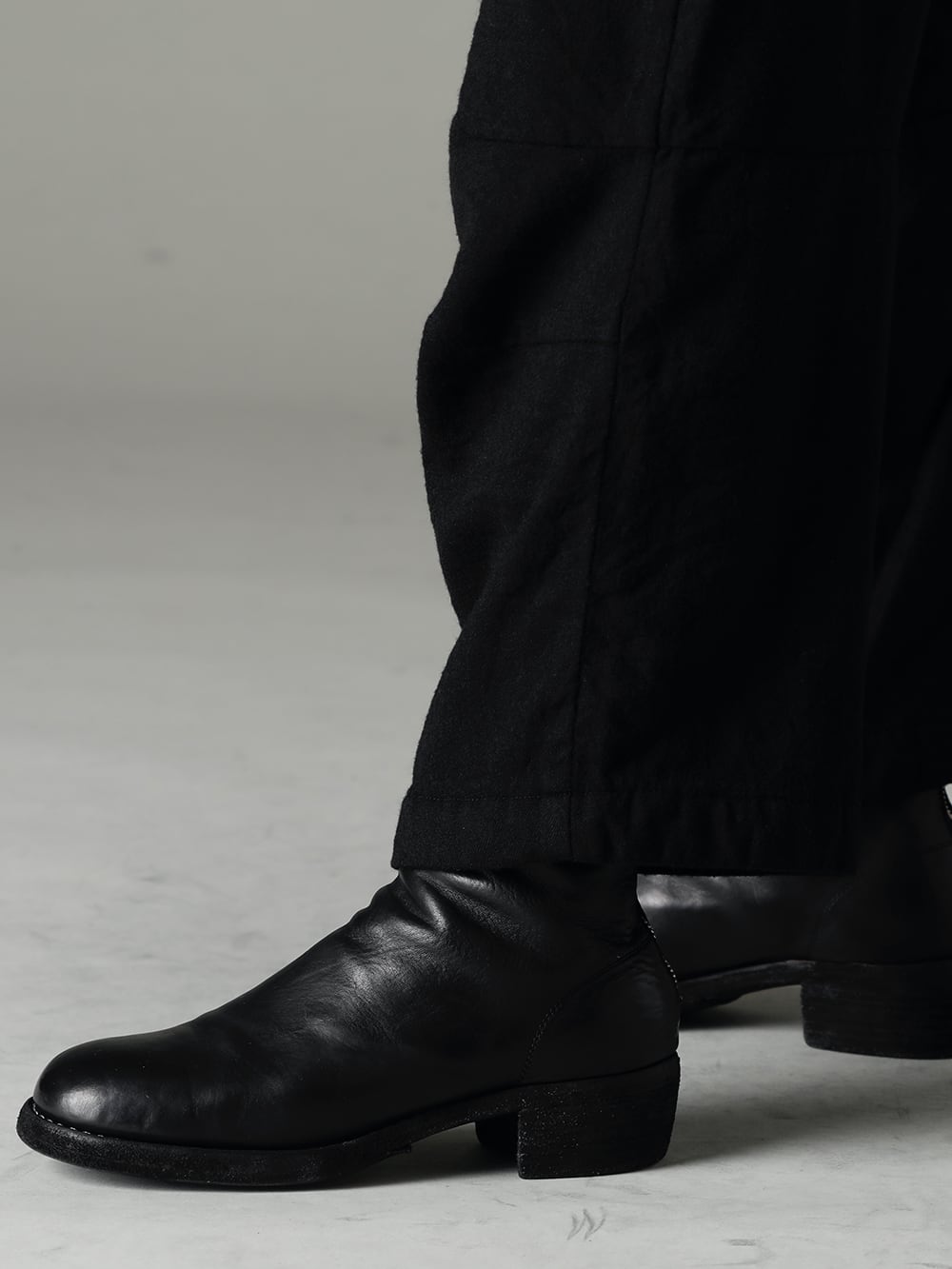 ZIGGY CHEN 22-23AW Wear cropped pants and boots for masculinity - Arthur-Pants-Wool-Black Arthur Pants Wool Black - 788Z_H Back Zip Boots Double Sole - Horse Full Grain Leather 3-005