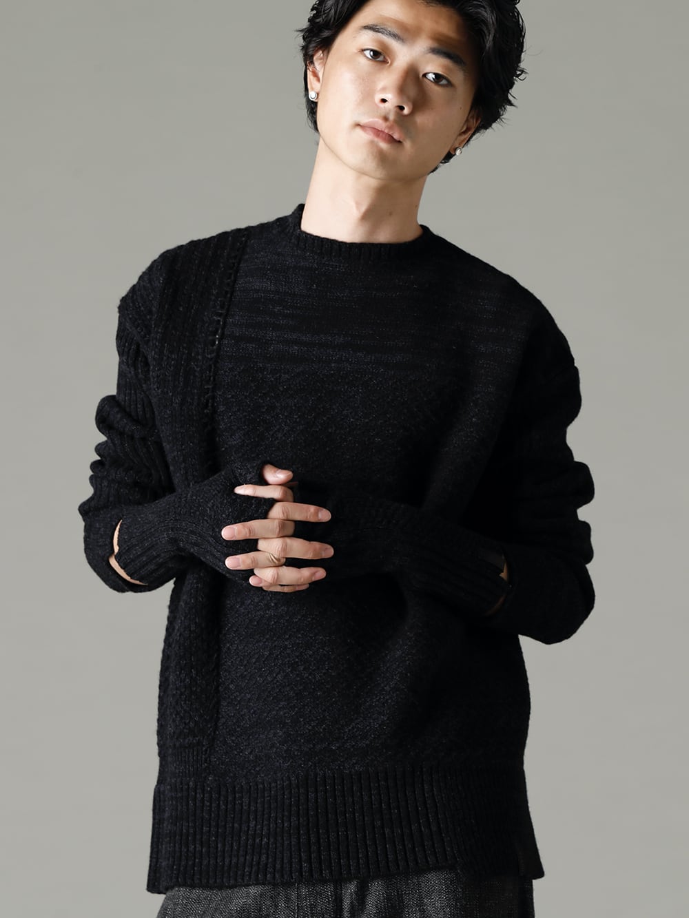 KLASICA(クラシカ) 22-23AW(秋冬) ニットと同素材のフィンガーレスグローブ  -  22C-69PO-TRANSIT-Shadow テク コンバージョン リラックス フィット 7G ニット シャドー - 22C-70GLE-Shadow テク コンバージョン フィンガー レス グローブ シャドー 2-004