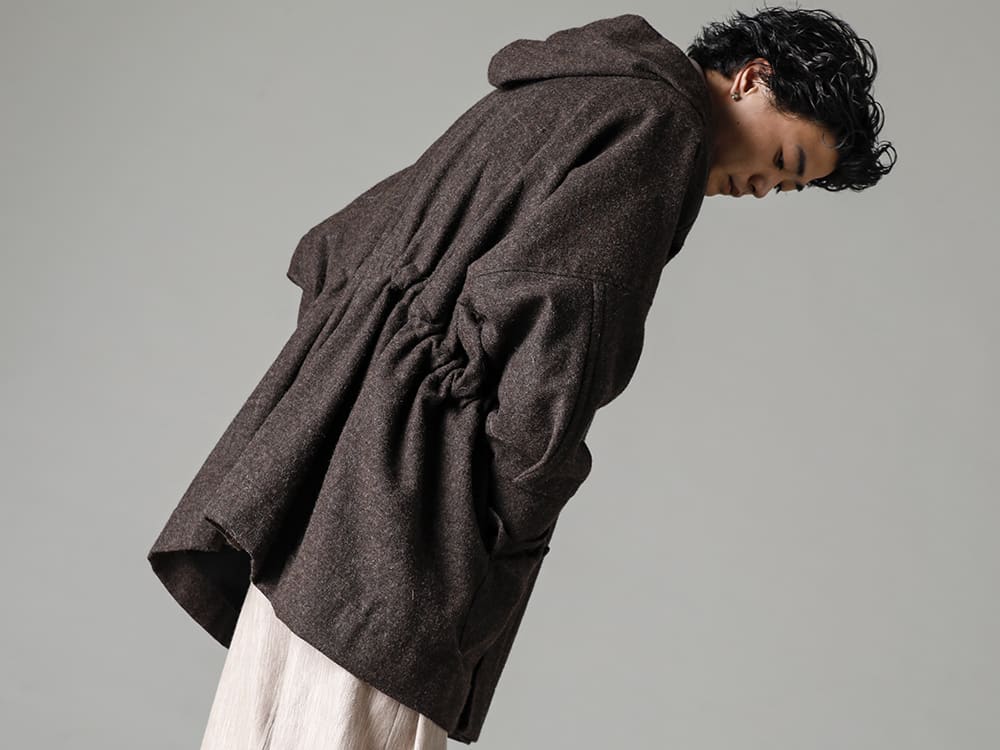 JAN JAN VAN ESSCHE-ヤンヤンヴァンエシュ 22-23AW(秋冬) 西洋服の要素が色濃くなったJJVE 22-23AWコレクション  - PARKA#10-Natural-Brown-パーカー#10 ナチュラル ブラウン ヴィンテージ ウール ツイル - TEE#65-ティー #65 ライラック コットン/カシミヤ リブ 2-004