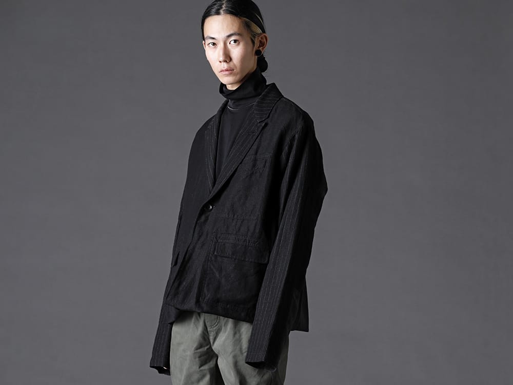 The Viridi-anne 2022-23AW Jacket that can be worn 2 ways.  - VI-3516-06 Wool / Linen Combination Jacket - VI-3542-01-Black Nylon Spandex Jersey Turtleneck L/S Black 2-003