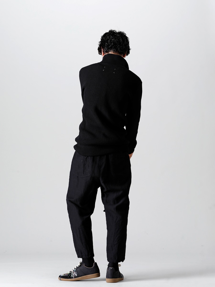 Maison Margiela -  メゾン マルジェラ 22-23AW スタイリング 見出し1 - SI1HA0013-Driver's Zip Up Knit Black - VI-3512-04-Wool / Linen Easy Pants - S57WS0240-Replica Painter Black 1-002