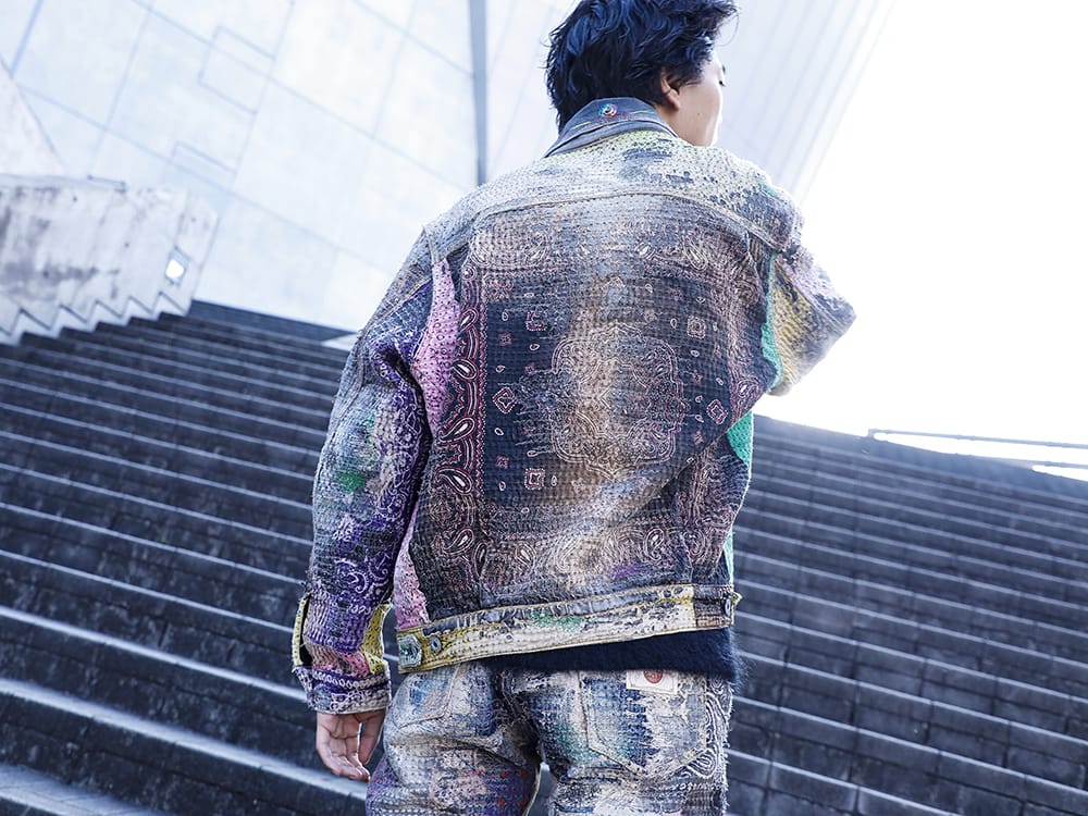 プロレタ リ アート 2022-23AW - 貴重なヴィンテージジャケットの2ndタイプを使用し現代のファッションにアップサイクルされたデニムジャケット。 - UROBOROS-DENIM-JACKET-MULCH-XL-22-23AW(デニムジャケット 2nd タイプ ビーズ付き) - 2-002