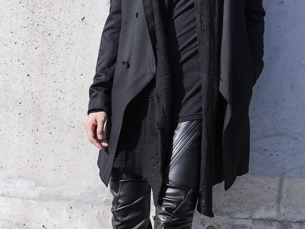 JULIUS / kiryuyrik / D.HYGEN 2022-23AW - This seamed tailored jacket shows off beautiful lines. - 758JAM1(The R Limited 10 year anniversary MA_JULIUS Seamed Tailored Jacket) KO-HT19-058-black(Damage Jersey Shawl Cardigan Black) ST101-0622S-Black(Strong Twist Light Cotton Jersey Short Sleeve T-Shirt Black) - 2-004