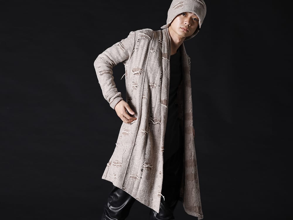 kiryuyrik / JULIUS 2022-23AW - Atmospheric fabric created by damage - KO-HT19-058-beige(Damage Jersey Shawl Cardigan Beige) 799CUM25-Charcoal(Rib Asymmetry Cutsewn Charcoal) KO-HCAP01-058-beige(Damage Jersey Cap Beige) - 2-002