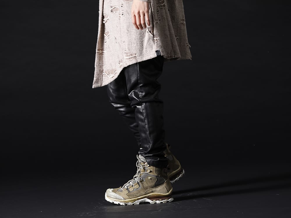 JULIUS / 11 by Boris Bidjan Saberi 2022-23AW - Shoes that can be worn tough with pants that have a mode atmosphere - 799PAM26-C(Coated Sweat Seamed Pants) BOOT2-GTX-WH-LR-ALL-WEHR-GRUN(BOOT2 GTX WH/LR/ALL WEHR GRÜN) - 3-002