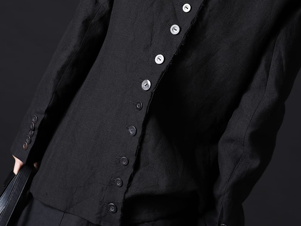 ヌード マサヒコマルヤマ 2022-23AW - ブラックでデザイン性ある表面と、異素材とブラック/ホワイトで切り替えた裏面 - NU-1651(リバーシブル オーバーサイズ ジャケット) - 2-007