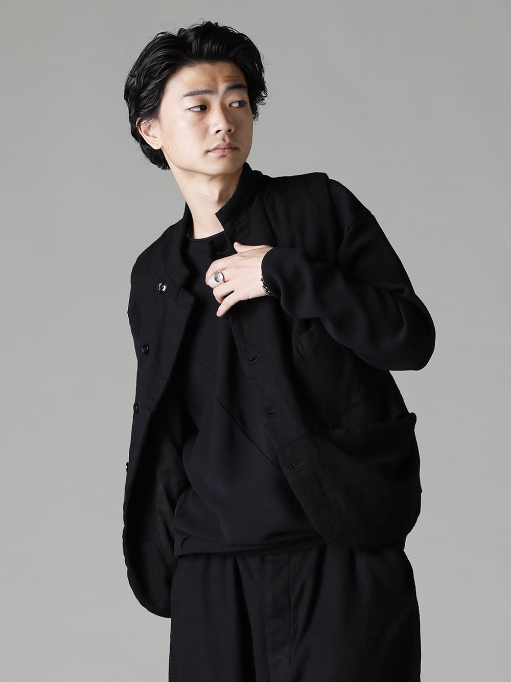 GARMENT REPRODUCTION OF WORKERS 22-23AW The design is as energetic as a Van Gogh painting  - Vincent-Vest-Wool-Black - Vincent Vest Wool Black - Quasimodo-Knit-Sew-Black Quasimodo Knit Sew Black 2-004