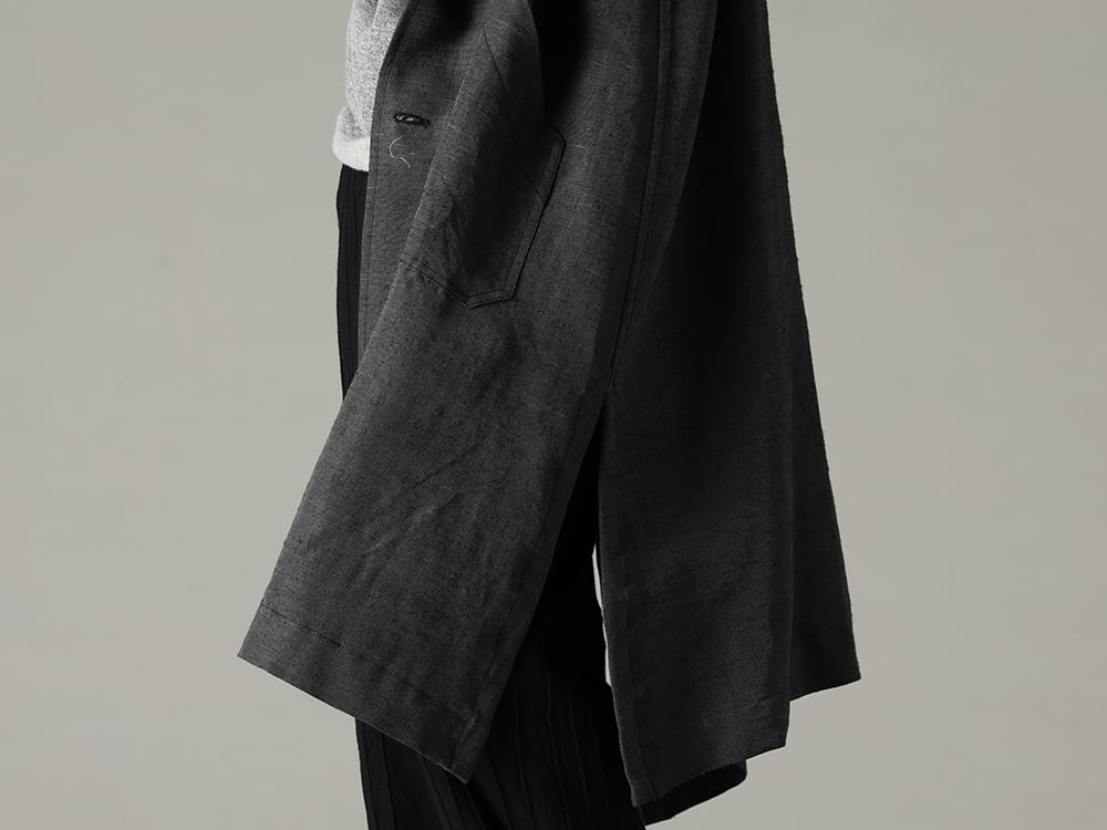NOUSAN(ノウザン) 22-23AW(秋冬) 実用性を兼ね備えたディテール  - plow-heavy-silk ヘビーシルク A-ライン ラグランコート - linea-preatwool プリーツド ウール ワイド パンツ 2-004