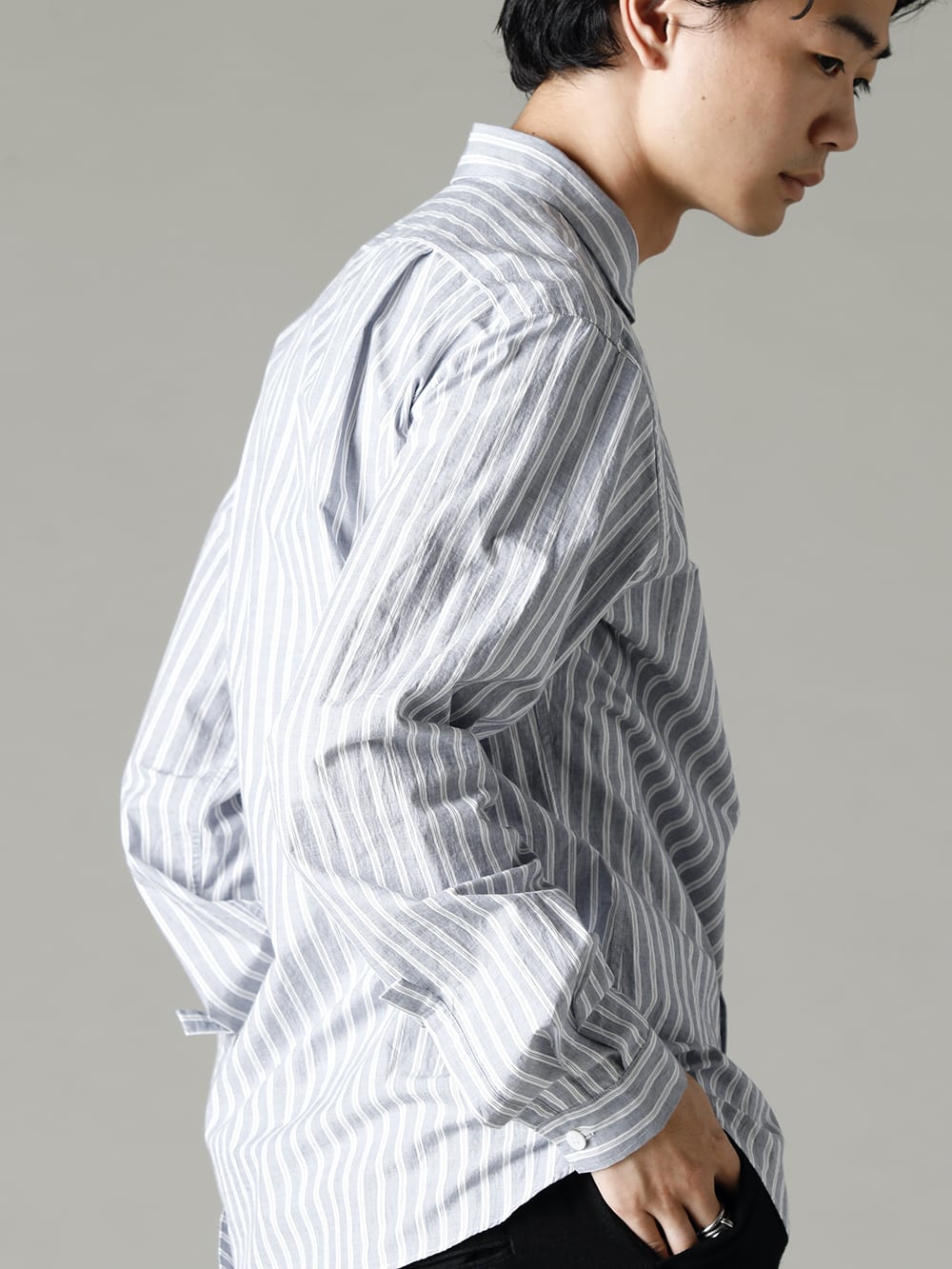 Bergfabel 22-23AW Striped shirt made of the same material as the lining of the 22-23AW outerwear.  - Sh112-A70 Tyrol Shirt 2-001