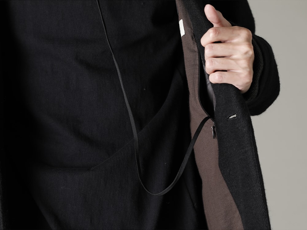 DEVOA 22-23AW AC-STHS Pure Cashmere Electrically Heated Scarf Temperature control at the touch of a button when connected to the included battery 3-004