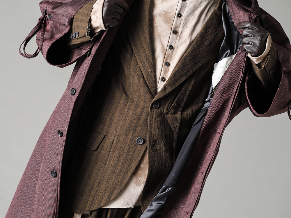 Norwegian Rain-Norwegian Rain 22-23AW (Fall/Winter) Coat and Leather Gloves for Both Business and Casual Use - Raincho-Unisex-Herringbone-Bordeaux-Raincho-Unisex-Bordeaux - 0M2230919- Ultra Lightweight 2-Button Blazer - 0M2230201-Iron-Coral-Asymmetric Long Sleeve Tee Iron Coral - 15-1100-Brown-Elton Unlined Touchscreen Leather Gloves Brown 2-002