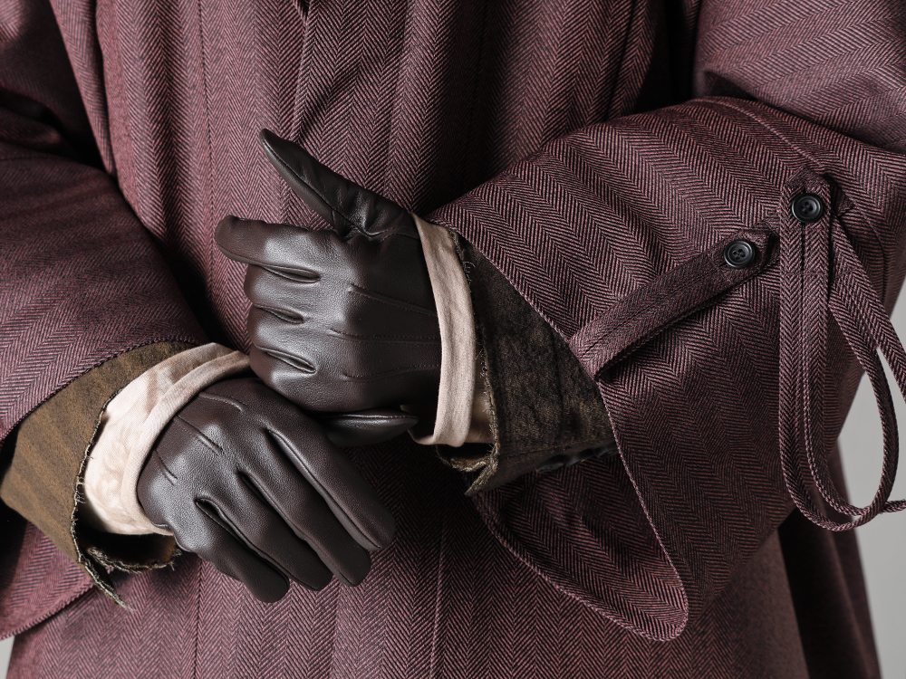 Norwegian Rain-Norwegian Rain 22-23AW (Fall/Winter) Coat and Leather Gloves for Both Business and Casual Use - Raincho-Unisex-Herringbone-Bordeaux-Raincho-Unisex-Bordeaux - 0M2230919- Ultra Lightweight 2-Button Blazer - 0M2230201-Iron-Coral-Asymmetric Long Sleeve Tee Iron Coral - 15-1100-Brown-Elton Unlined Touchscreen Leather Gloves Brown 2-005