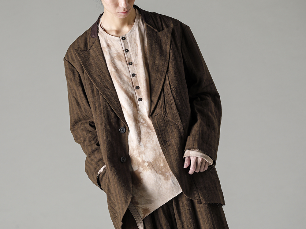 Norwegian Rain 22-23AW(Autumn/Winter) Wool jacket with unique tailoring like a spring/summer jacket - 0M2230919-Ultra lightweight 2 button blazer - 0M2230201-Iron-Coral-Asymmetric Long Sleeve Tee Iron-Coral 3-003