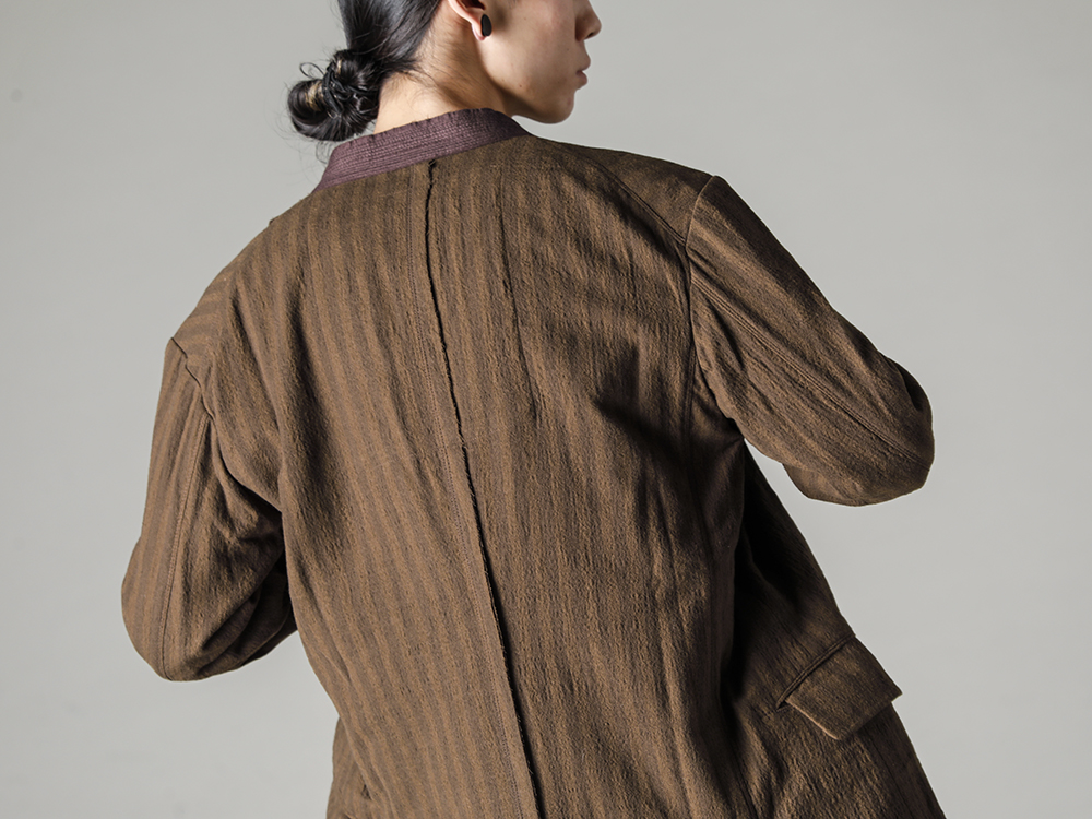 Norwegian Rain 22-23AW(Autumn/Winter) Wool jacket with unique tailoring like a spring/summer jacket - 0M2230919-Ultra lightweight 2 button blazer - 0M2230201-Iron-Coral-Asymmetric Long Sleeve Tee Iron-Coral 3-005