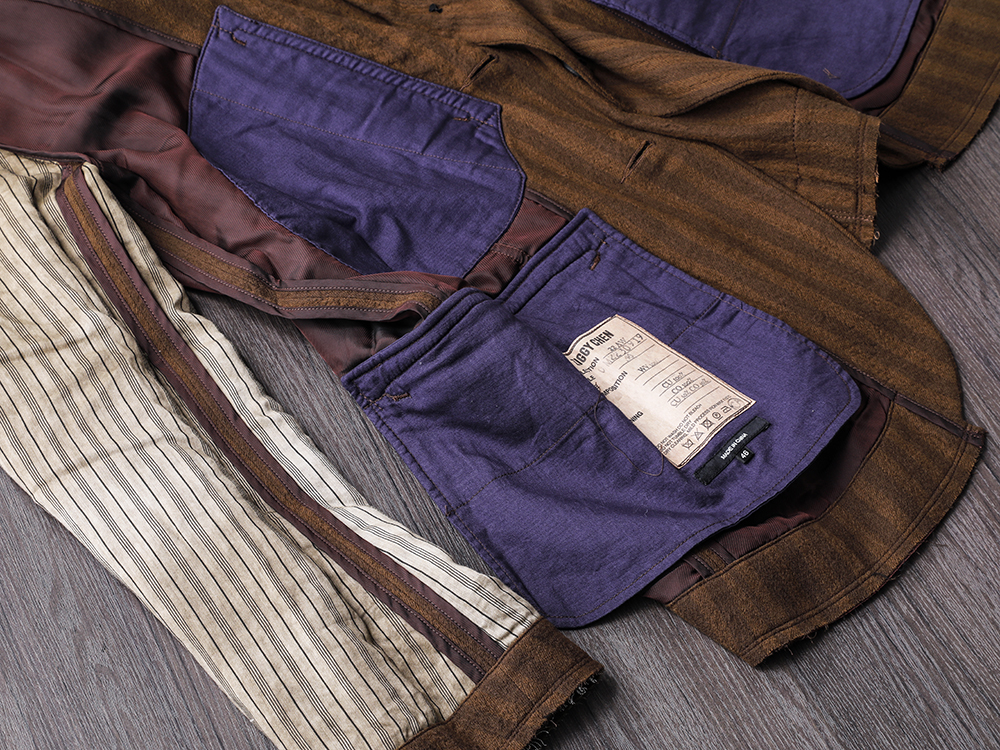 Norwegian Rain 22-23AW(Autumn/Winter) Wool jacket with unique tailoring like a spring/summer jacket - 0M2230919-Ultra lightweight 2 button blazer - 0M2230201-Iron-Coral-Asymmetric Long Sleeve Tee Iron-Coral 3-005