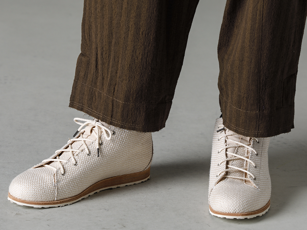 Norwegian Rain-Norwegian Rain 22-23AW (Autumn/Winter) Comfortable trousers that are both light and warm thanks to full cupro lining - 0M2230516-Slit trousers - 8185-PTR2-linen cotton-upheaval wedge sneakers Low 3-004