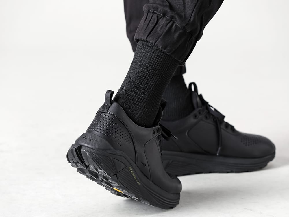 ブランド名 2022-23AW 安定感のあるブラックカラーで全体を引き締めたクロスカーゴパンツスタイル - RB-409 クロスカーゴパンツ - SCV186C016 Black ナイト ラン ライト Black 3-004