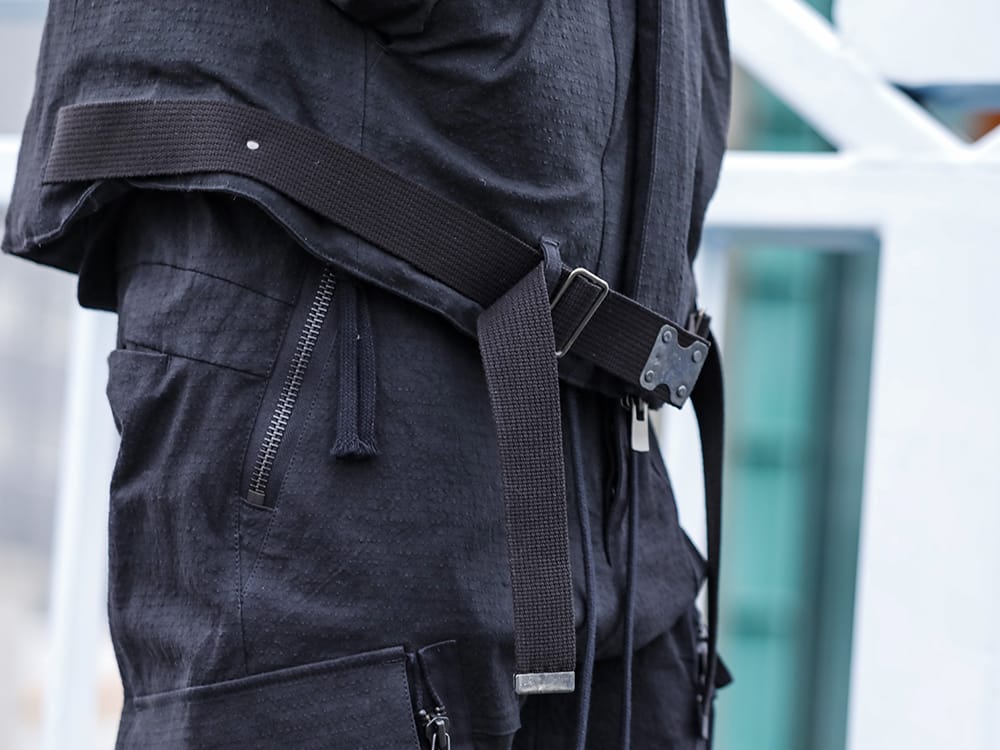 ディーハイゲン 2022-23AW - ダウンジャケットでありながら洗練されたシルエットで構築。 - ST104-0122A-Black(ディンプルワッシャーコットン ストレッチ リップストップ ダウンジャケット ブラック) - 2-007