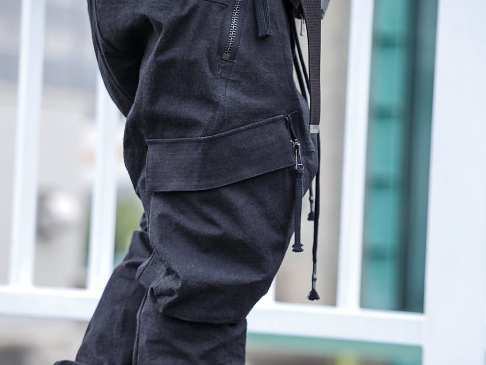 ディーハイゲン 2022-23AW - ミリタリースタイルをより楽しめるパンツやシューズ。 - ST107-0522A-BLACK(ディンプルワッシャーコットンストレッチリップストップカーゴジョグパンツ) - 3-005