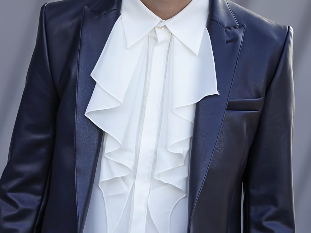 GalaabenD 2022-23AW - Long jacket with a texture similar to real leather - 87524205(4WAY Stretch ECO Leather Narrow Peaked Lapel Long Jacket) 87524101-offwhite(Drape Faille Ruffle Shirt Off White) - 2-006