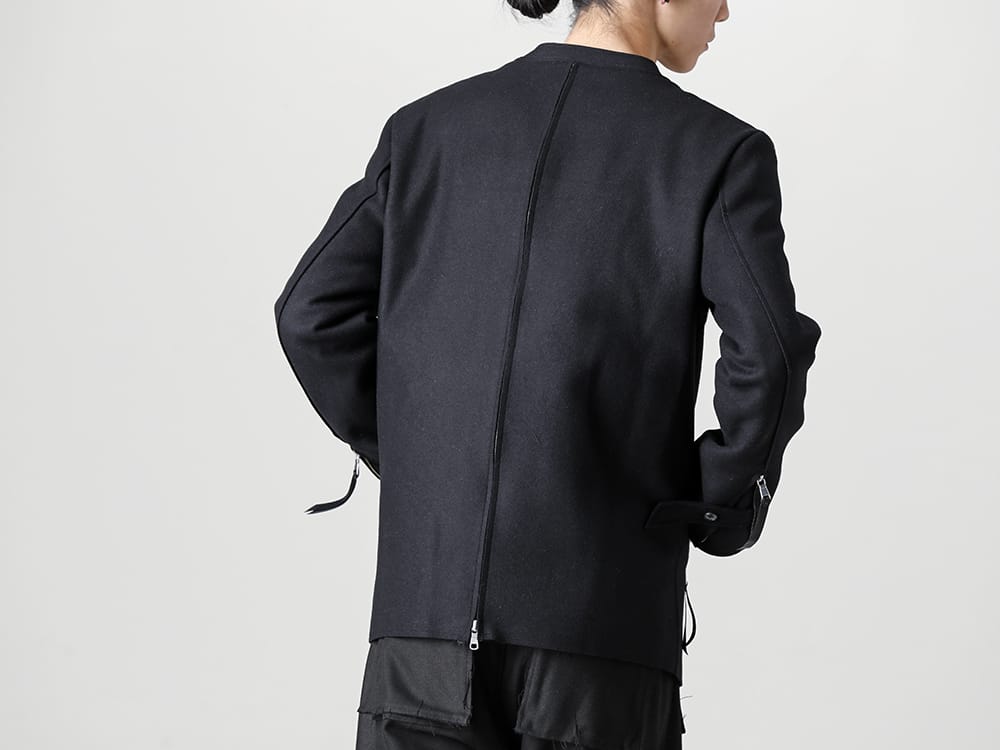 ASKYY - アスキー 2022-23AW ZIPのギミックを生かした仕様がユニークな他ブランドには無いボンバージャケット！  - M6-Black シグネチャー ボンバー ジャケット Black - VI-3545-01-Black 刺繍天竺長袖Tシャツ ブラック 2-004