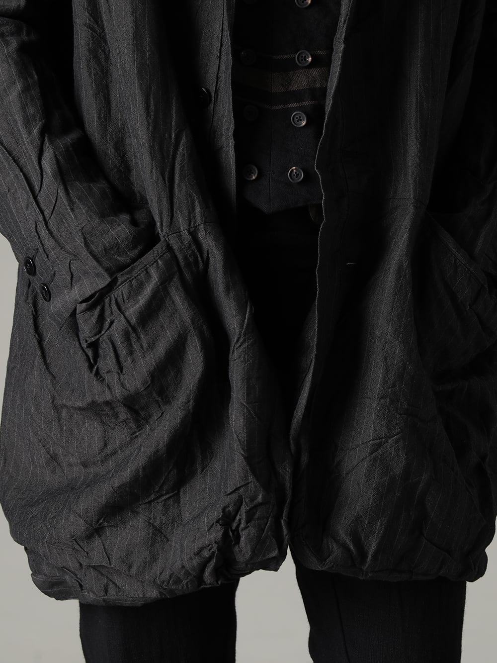 GARMENT REPRODUCTION OF WORKERS 22-23AW Coexistence of unique design and brand identity  - Arthur-Coat-Gray-Stripe Arthur Coat Gray Stripe - TTW-wn Wool Bottle Neck Knit Black - 0M2230103 Double Breasted Stripe Waistcoat 2-003