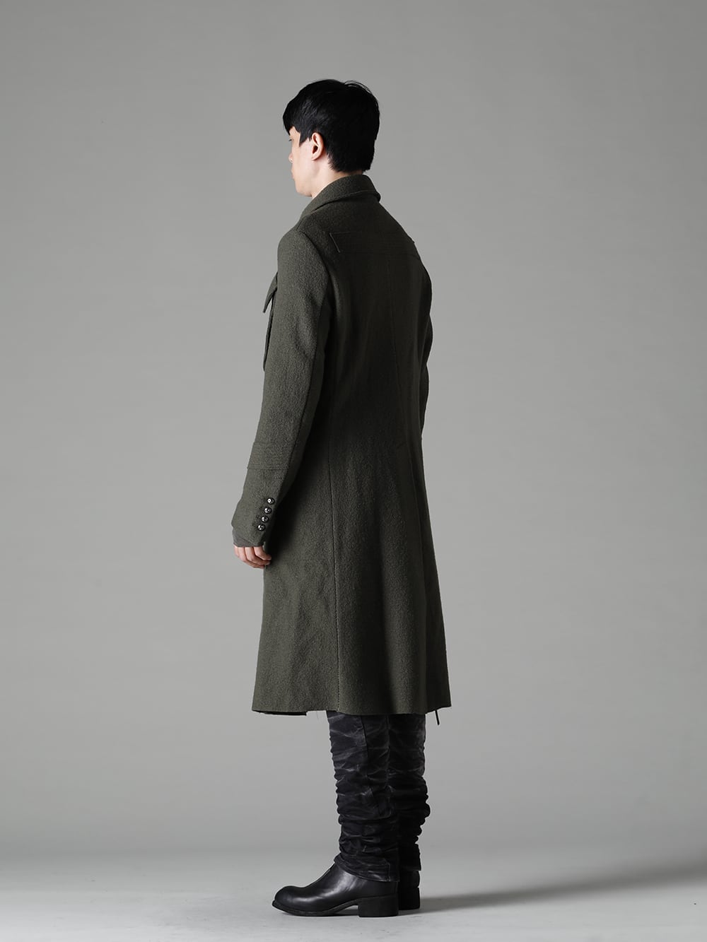 masnada(マスナダ) 22-23AW(秋冬)  実用性とデザイン性の融合 - M2936 ギャリソン ポケット コート - M2973 アイコニック バウンド トップ - P13-TF-F1603K-BLACK-DENIM P13. TF F1603K BLACK DENIM - PL0FZ オーソピーディック デコルテ シューズ ダブルソール ホース フルグレイン - PL0FZ 1-003