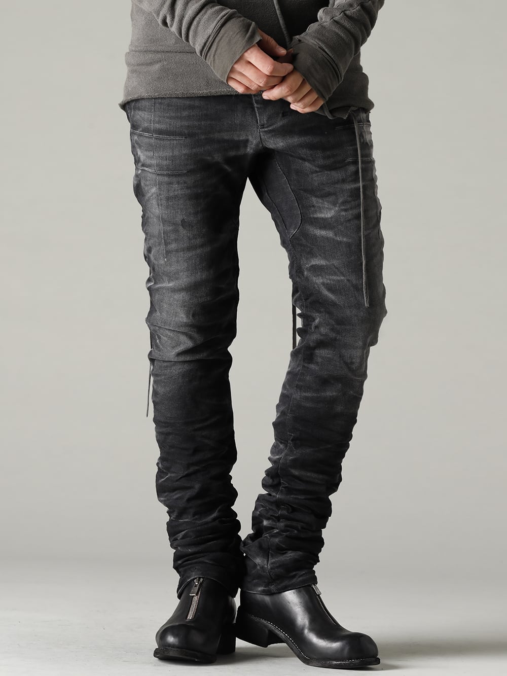 masnada(マスナダ) 22-23AW(秋冬) コンセプトを意識して構築 - P13-TF-F1603K-BLACK-DENIM P13. TF F1603K BLACK DENIM - PL0FZ オーソピーディック デコルテ シューズ ダブルソール ホース フルグレイン - PL0FZ 3-004