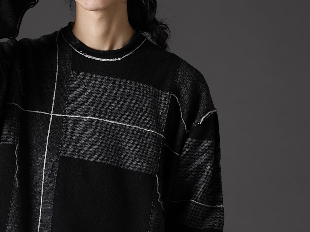 The Viridi-anne 22-23AW Knit outerwear that makes the most of softness and the silhouette's deftness  - VI-3529-07-Black Check P/O Knit Black  2-003