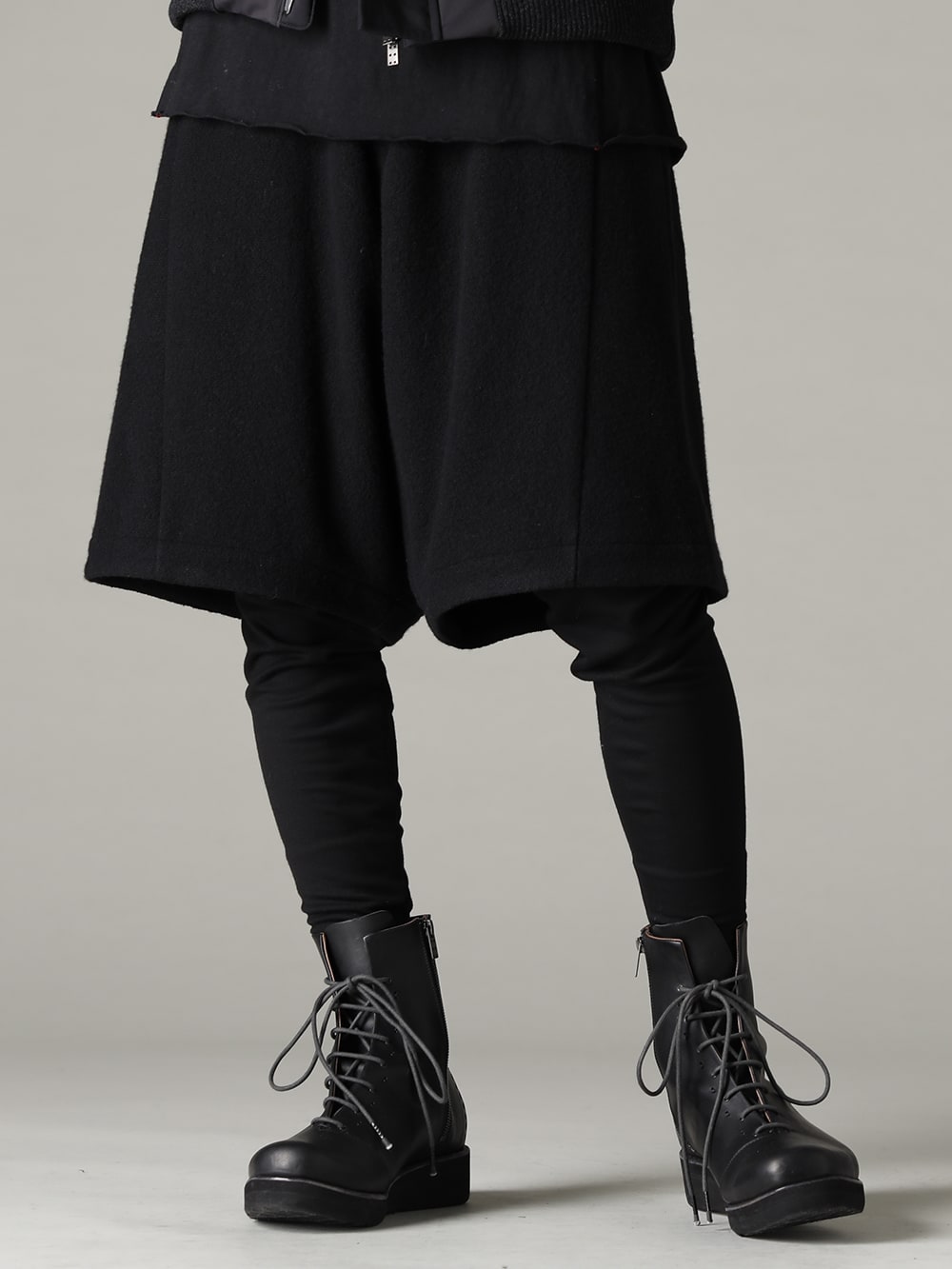 DEVOA 22-23AW Pants that can be recommended without hesitation PTN-USL Layered pants hybrid wool / silk tweed FW-LMM Leather boots 3-001