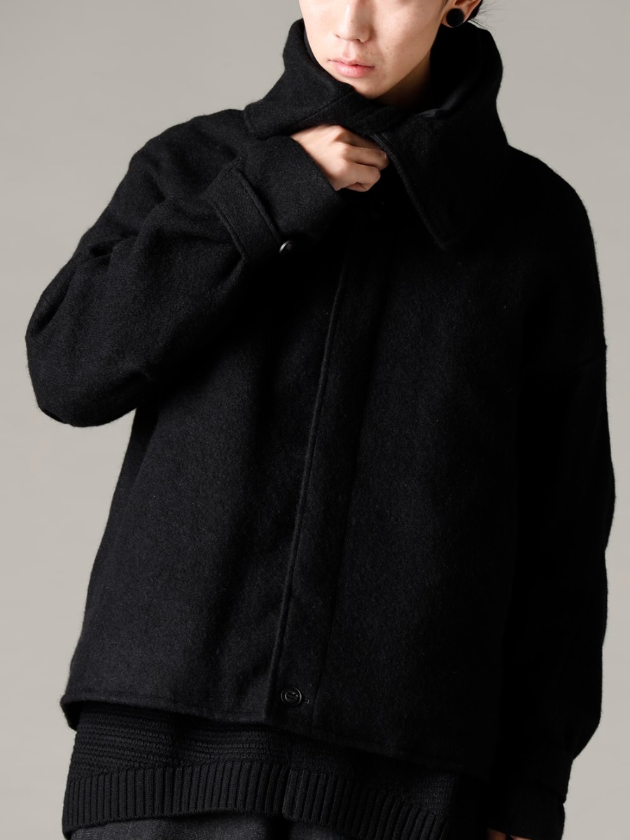 DEVOA 22-23AW Excellent outerwear with a design that asserts individuality, lightness, and warmth  -  JKI-CGS High neck jacket brushed cashgora KTS-MLP-Black Pullover knit merino wool Black