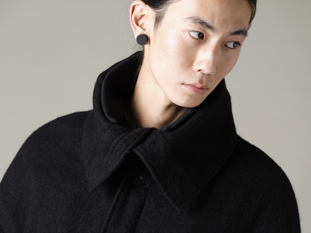 DEVOA 22-23AW Excellent outerwear with a design that asserts individuality, lightness, and warmth  -  JKI-CGS High neck jacket brushed cashgora KTS-MLP-Black Pullover knit merino wool Black 2-001