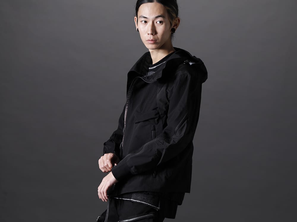 ザ ヴィリディアン 2022-23AW - 機能素材を取り入れたブランド定番のタクティカルシリーズ - VI-3508-06-Black(タクティカル ジャケット ブラック) VI-3529-07-Black(チェック P/Oニット ブラック) - 2-002