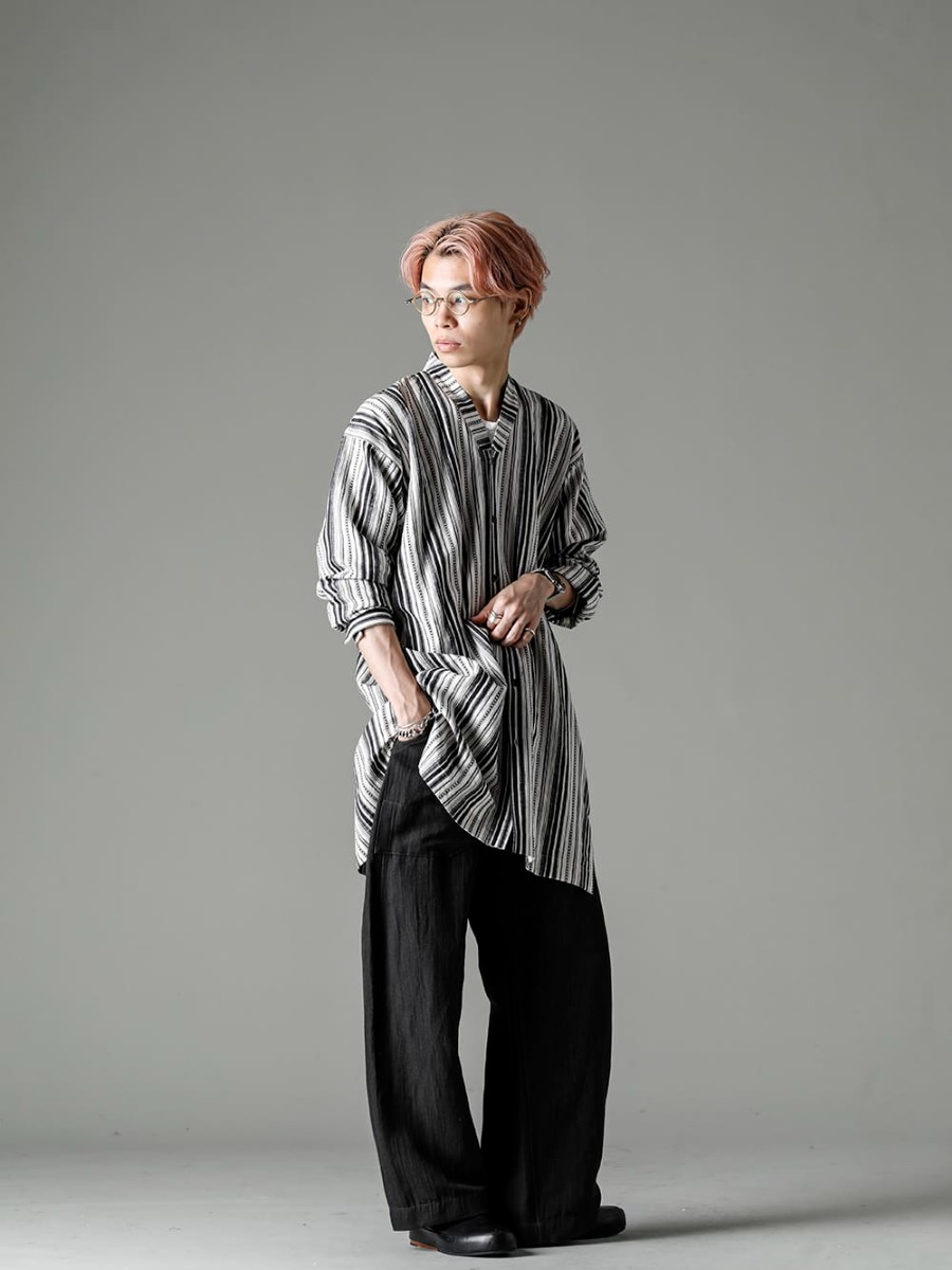 JAN JAN VAN ESSCHE 22-23AW A V-neck striped shirt with attractive year-round value - SHIRT#91-Shirt #91 Cotton/Linen Contrast Stripe - TROUSERS#67-Pants #67  sumi wool/linen twill - Handsewn-Slipper-Hand Thorn Slipper 3-002