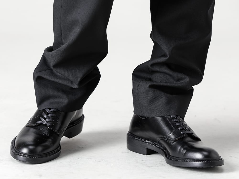 IRENISA 2022-23AW With no lapels, buttons or pockets, this minimal jacket is a versatile piece that goes with any pants!  - Drawstring Pants - IH-22SS-S001-RC - Leather Shoes 2-005